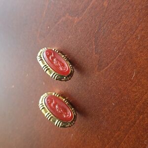 Vintage earrings with carved goddess ✨️ 😍